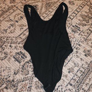 SIDE BOOB BODYSUIT (NASTYGAL)
